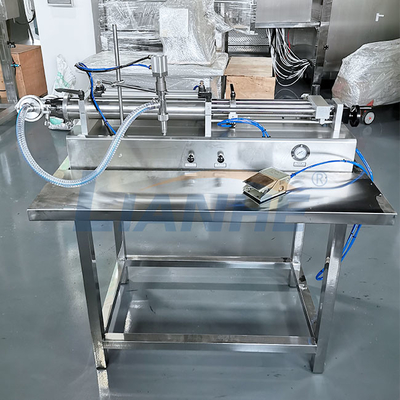 Semi Automatic Liquid Filling Machine 0.6-0.8MPa Horizontal Durable