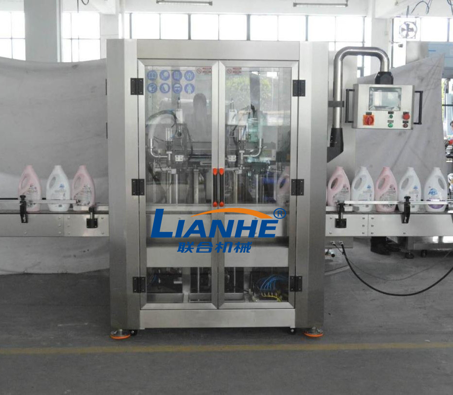 2 / 4 Nozzles Tracking Type Liquid Bottle Filling Machine High Speed