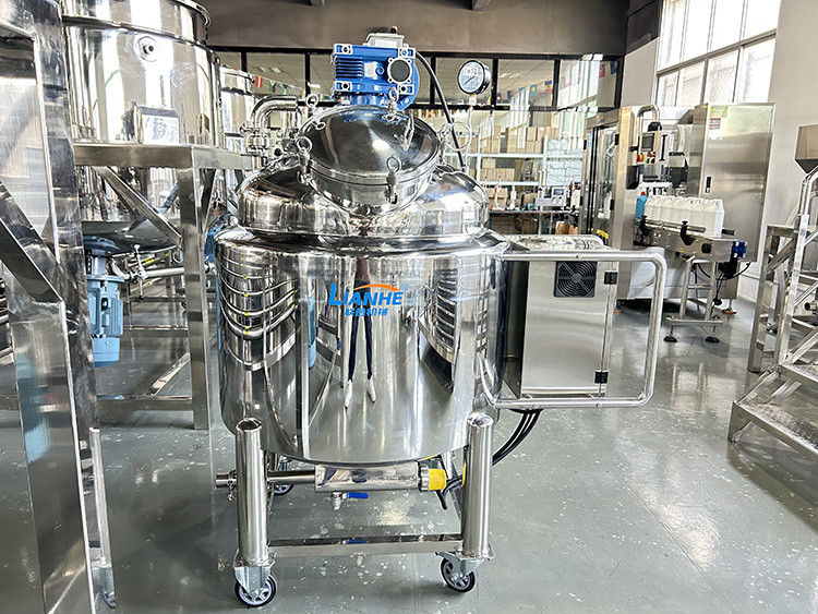300L Fixed Cover Type Heating Mixing Tank Movable Button Control